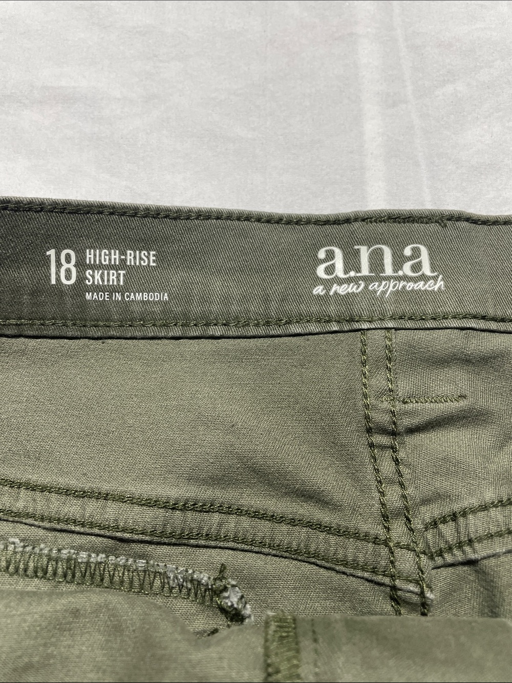 a.n.a Olive Green High-Rise Mini Skirt, size 18. - Picture 3 of 4